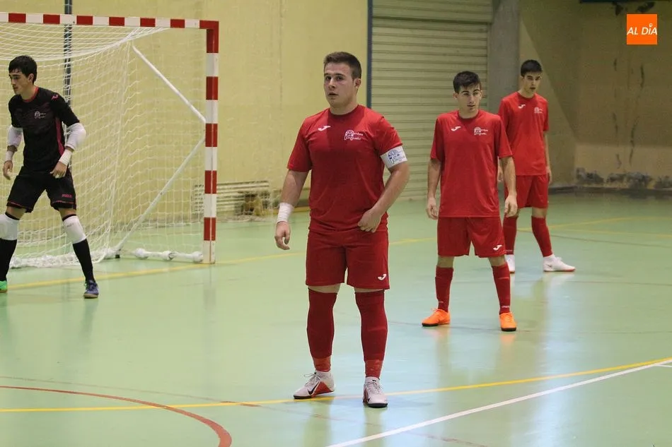 Foto 11 - El Alhambra Juvenil vence con autoridad al CD Trepalio