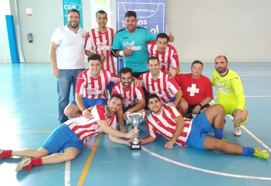 Foto 3 - El MH Health Care se hace con el primer premio en las competiciones de Asafusa-2M13  