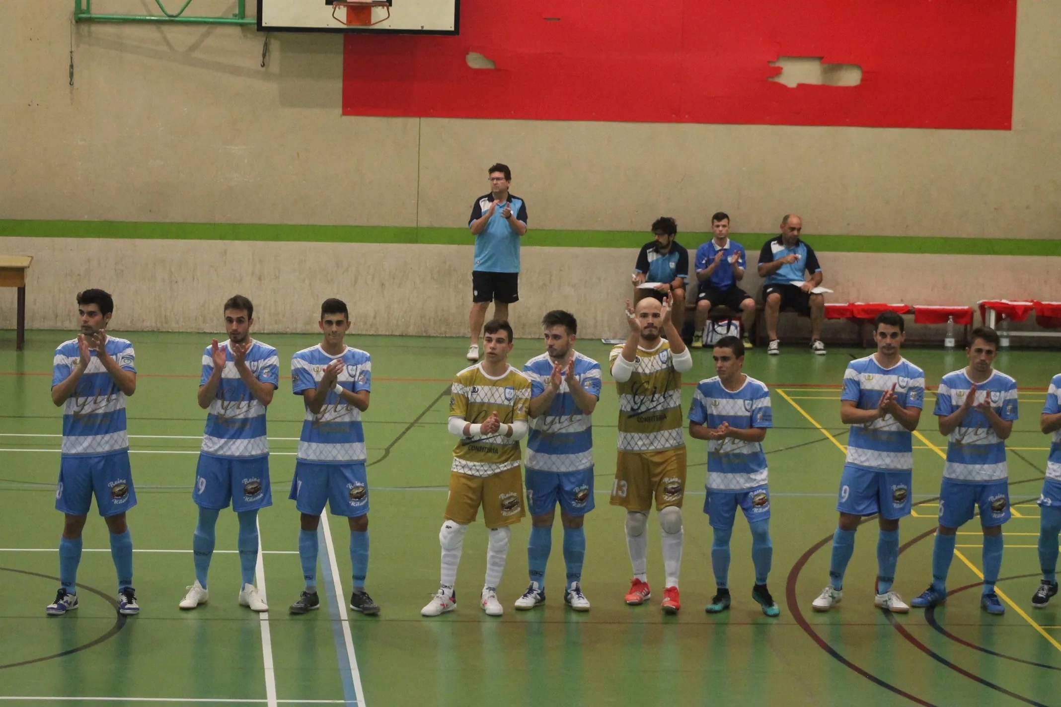 Foto 5 - El Confiter&iacute;as Gil Salamanca FS debuta con victoria en la liga (3-5)