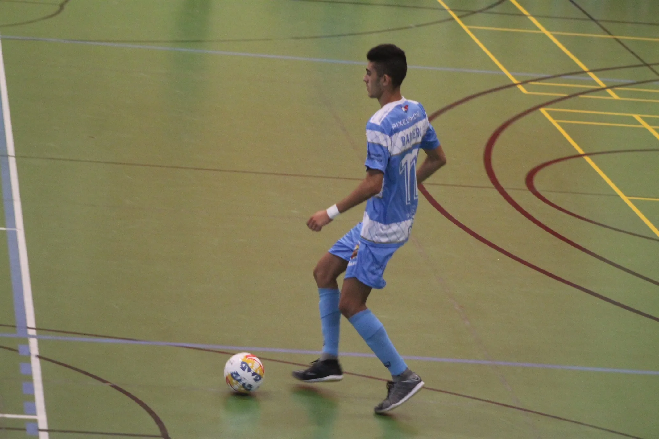 Foto 4 - El Confiter&iacute;as Gil Salamanca FS debuta con victoria en la liga (3-5)
