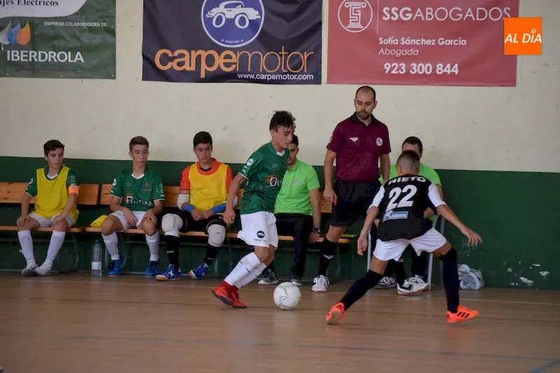 Foto 6 - El Piensos Dur&aacute;n Albense Cadete deja escapar dos puntos ante el River Zamora (4-4)