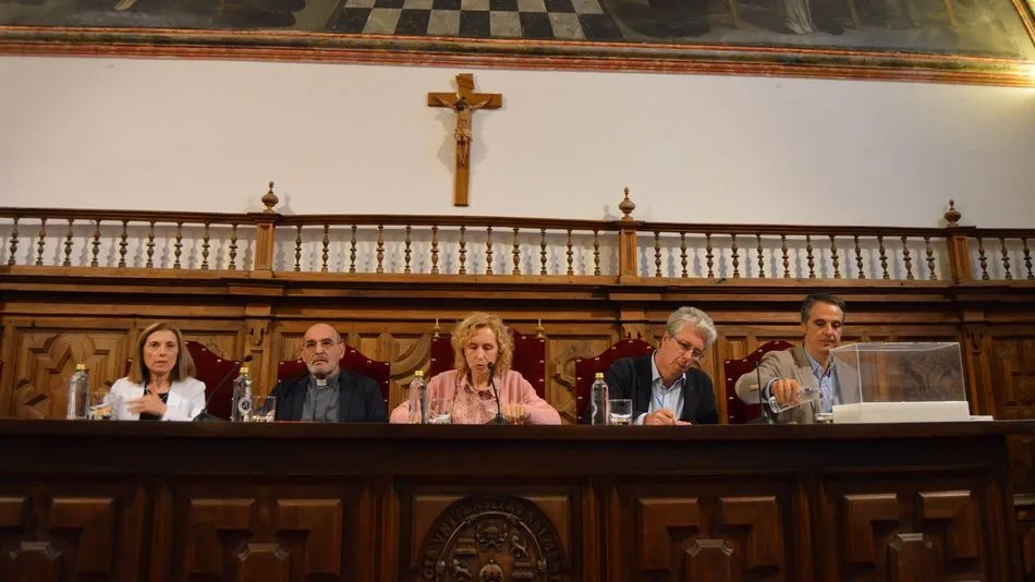 Foto 2 - La UPSA concede el doctorado honoris causa&nbsp;a&nbsp;Adela Cortina y a Margarita Salas  