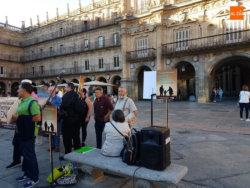 Foto 3 - Los &lsquo;yayogaitas&rsquo; reclaman pensiones dignas &ldquo;gobierne quien gobierne&rdquo;