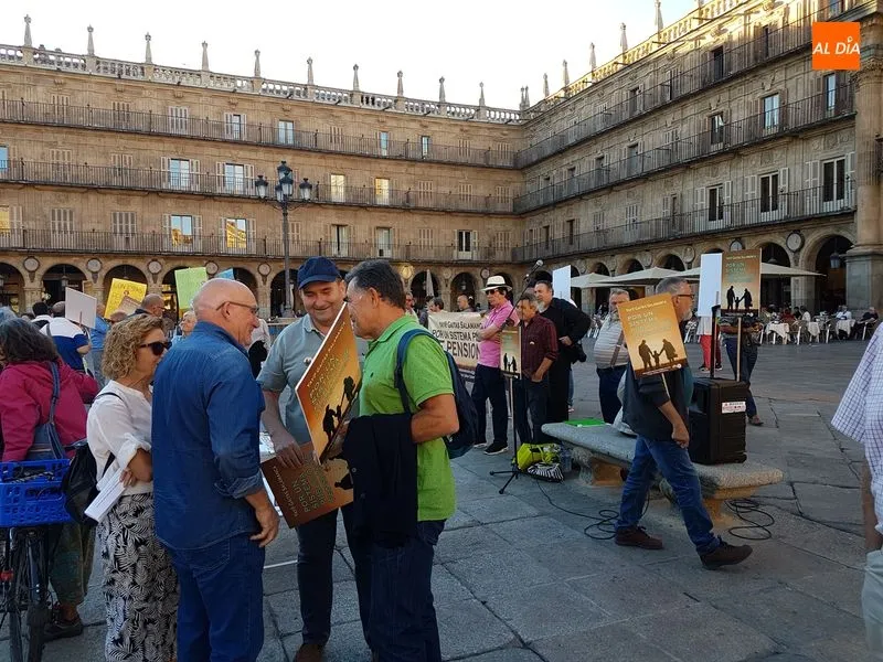 Foto 2 - Los &lsquo;yayogaitas&rsquo; reclaman pensiones dignas &ldquo;gobierne quien gobierne&rdquo;