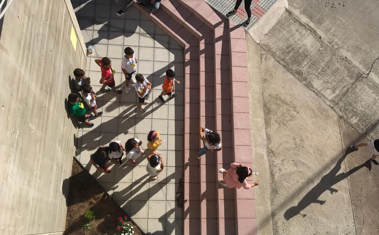 Foto 2 - El Salvador empieza el nuevo curso de catequesis con la gymkana &lsquo;Cambia el mundo&rsquo;  