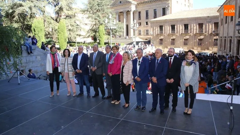 Una amplia representación de autoridades se ha sumado a los actos de Aspace. Foto: Alberto Martín