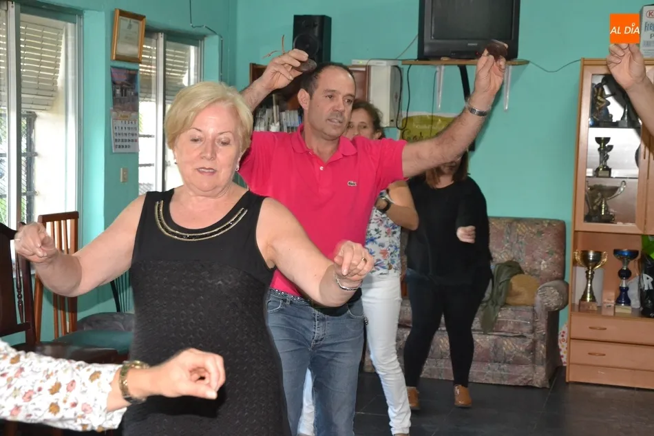 Foto 3 - Empieza con un grupo m&aacute;s el nuevo curso del taller de baile charro de la AVV de la Avenida de...