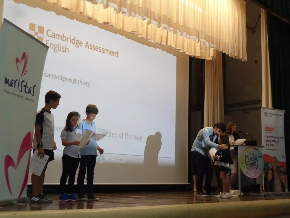 Foto 6 - M&aacute;s de 50 alumnos del colegio Marista Champagnat reciben sus acreditaciones Cambridge English&nbsp;
