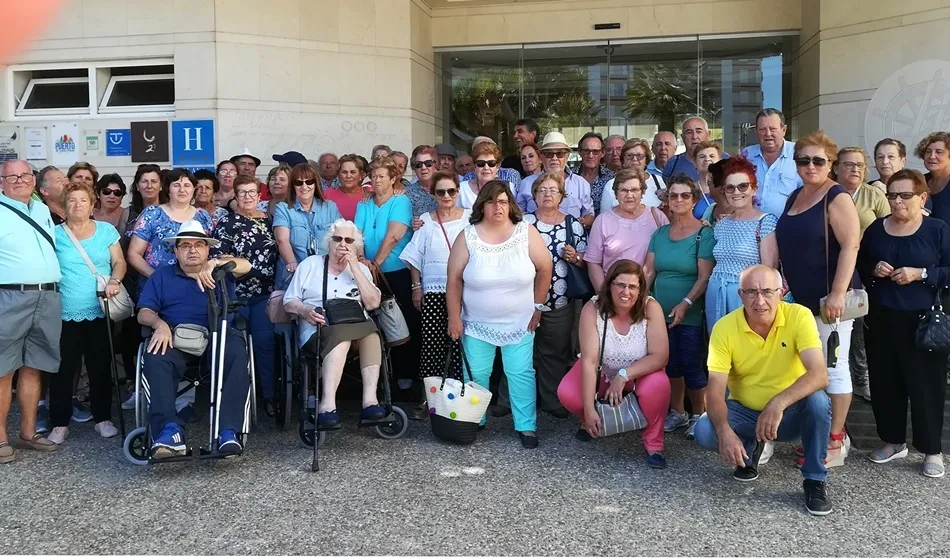 La AVV de El Puente descubre la provincia de Cádiz y Gibraltar  