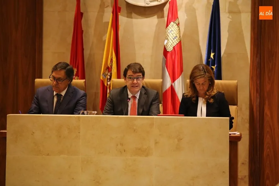 Foto 3 - Retiradas dos mociones que solicitaban la rehabilitaci&oacute;n de la Plaza de la Barcelona