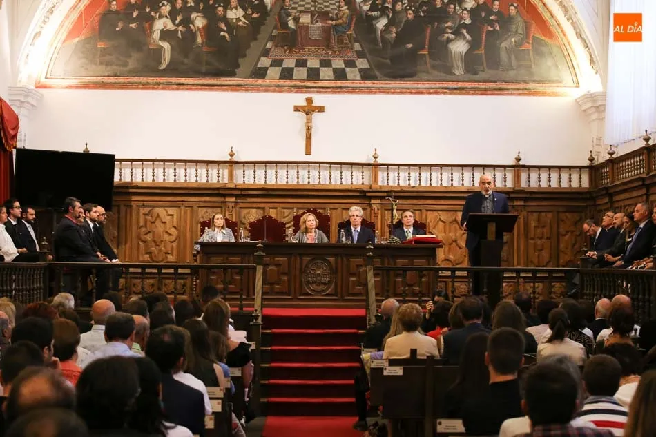 Foto 6 - Siete nuevos decanos de la UPSA toman posesi&oacute;n de sus cargos