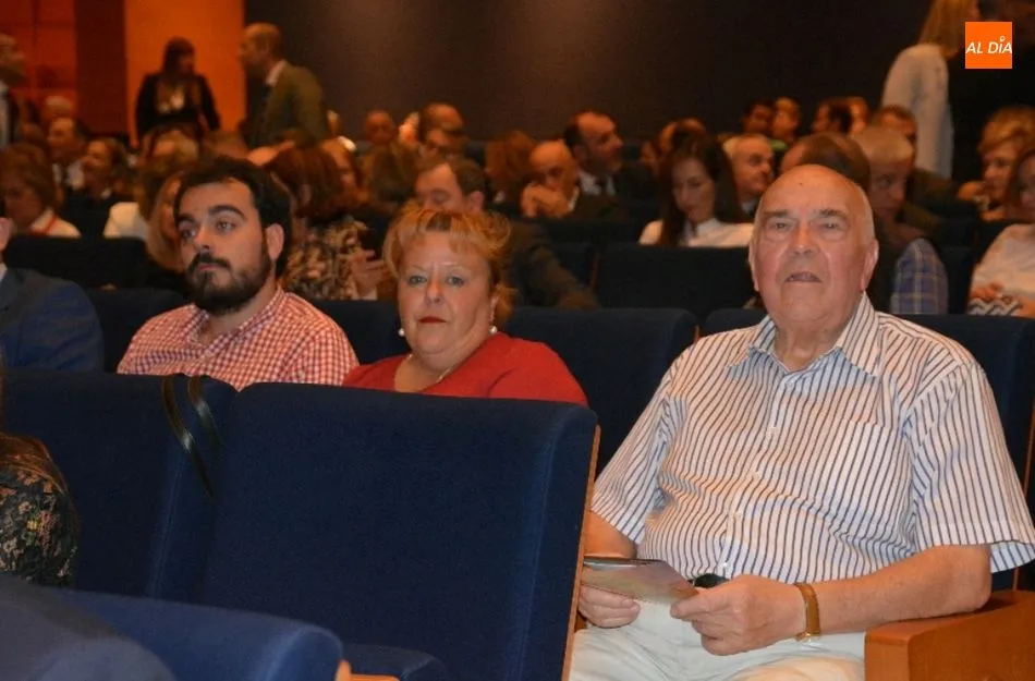 Foto 6 - Las Unidades de M&uacute;sica de la Benem&eacute;rita lucen su arte junto a la Banda Municipal en el Caem