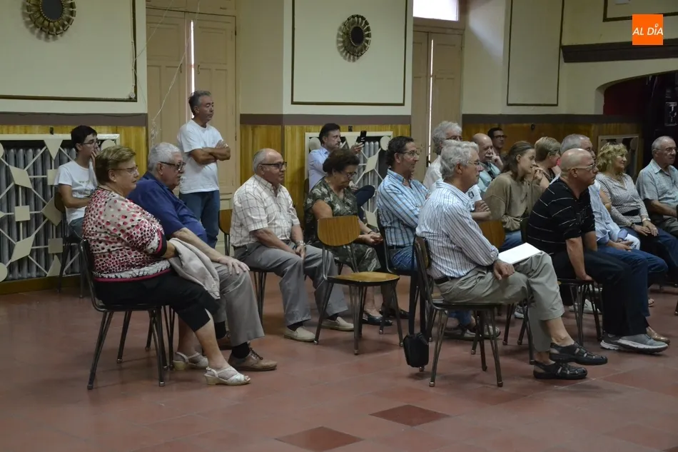 Foto 2 - Tarde de ritmos cubanos en el CSA Aldea de la mano de Dismer Hechavarria  