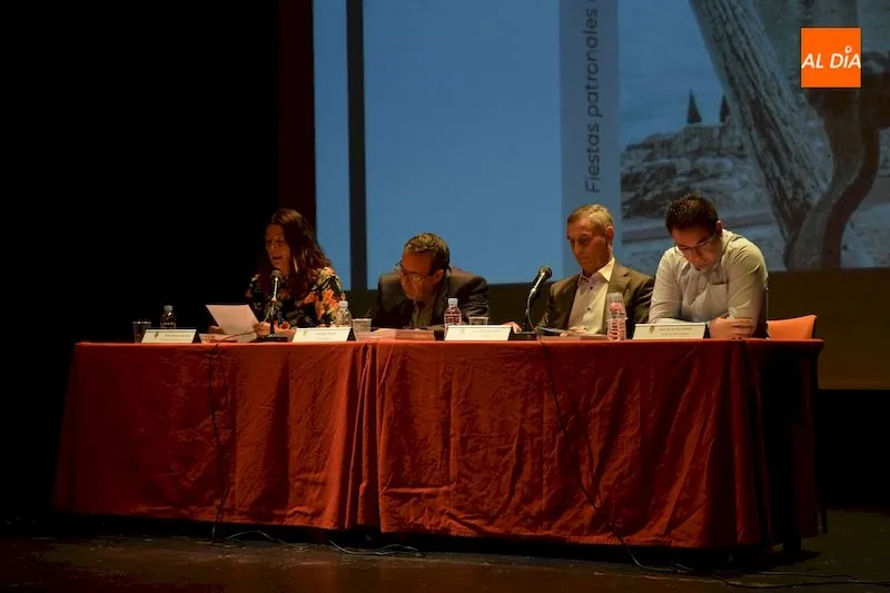 Foto 2 - Santiago Juanes presenta un libro de fiestas &ldquo;con mucha historia&rdquo;