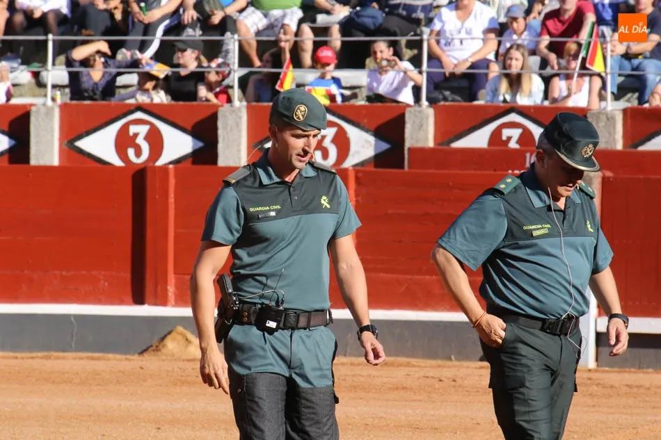 Foto 11 - La Guardia Civil despliega toda su pericia ante los salmantinos con una exhibici&oacute;n en la Plaza de...