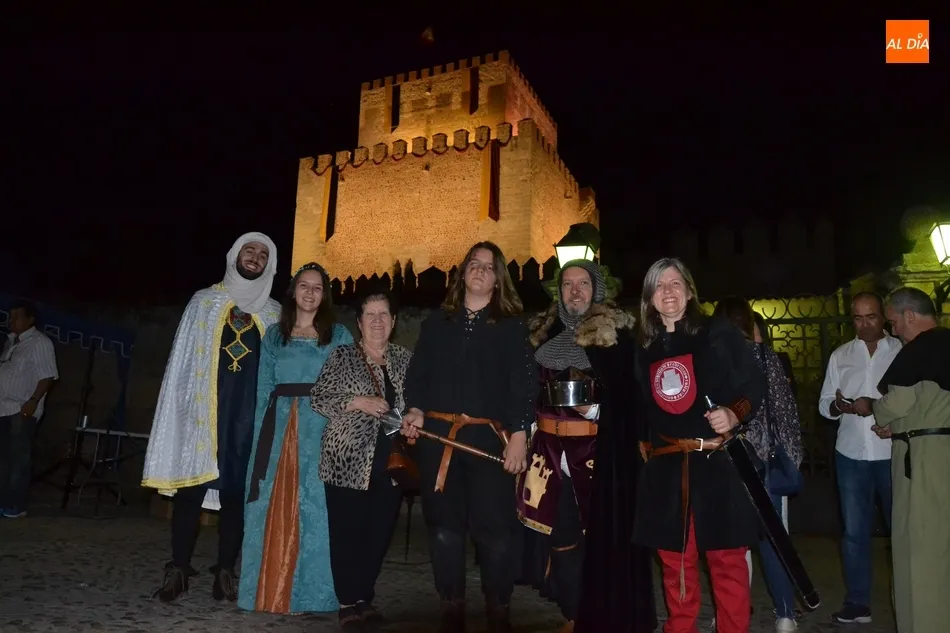 Foto 7 - Los Reyes Alfonso XI y Mar&iacute;a de Portugal hacen su entrada en la ciudad en loor de multitudes  