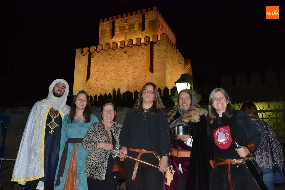 Foto 8 - Los Reyes Alfonso XI y Mar&iacute;a de Portugal hacen su entrada en la ciudad en loor de multitudes  