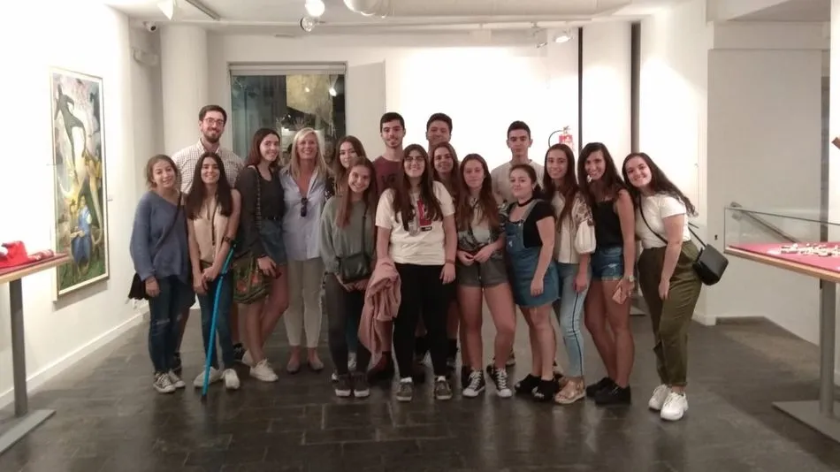 Estudiantes norteamericanos durante su jornada de turismo cultural