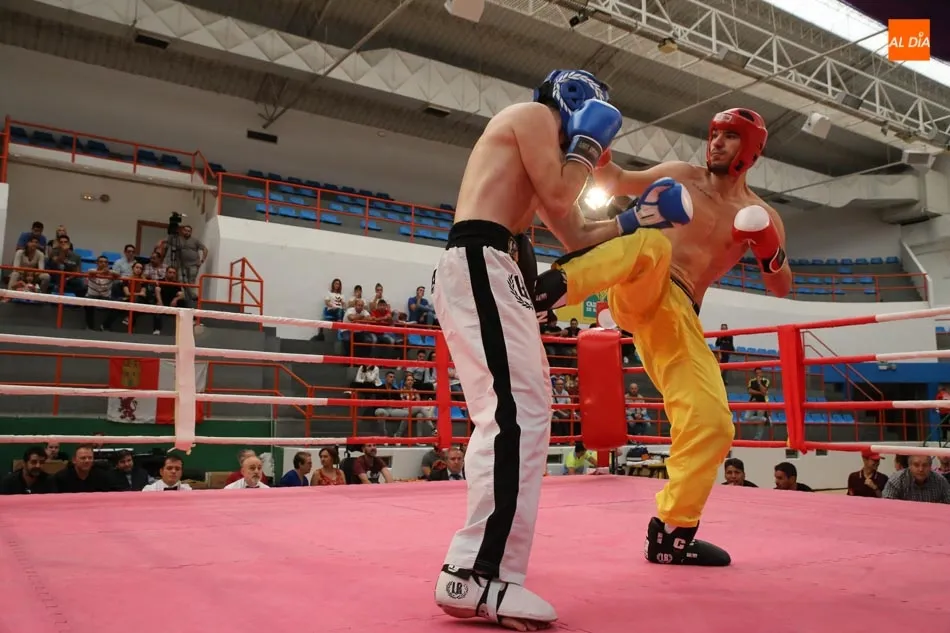 Foto 11 - La Alamedilla vive la gran Gala del Kickboxing Salmantino en su decimocuarta edici&oacute;n