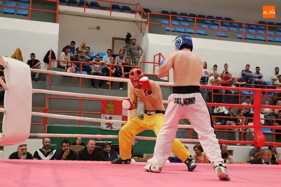 Foto 6 - La Alamedilla vive la gran Gala del Kickboxing Salmantino en su decimocuarta edici&oacute;n
