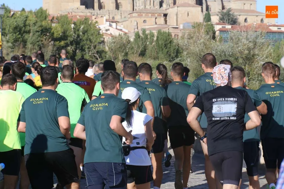 Foto 2 - Gema Mart&iacute;n y Antonio Fraile se llevan el triunfo en la Carrera Virgen del&nbsp; Pilar con el Puente...