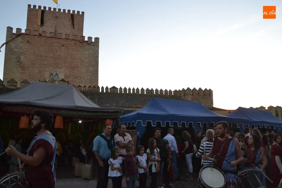 Foto 6 - Gran expectaci&oacute;n en las exhibiciones de cetrer&iacute;a de Las &Aacute;guilas de Valporquero  