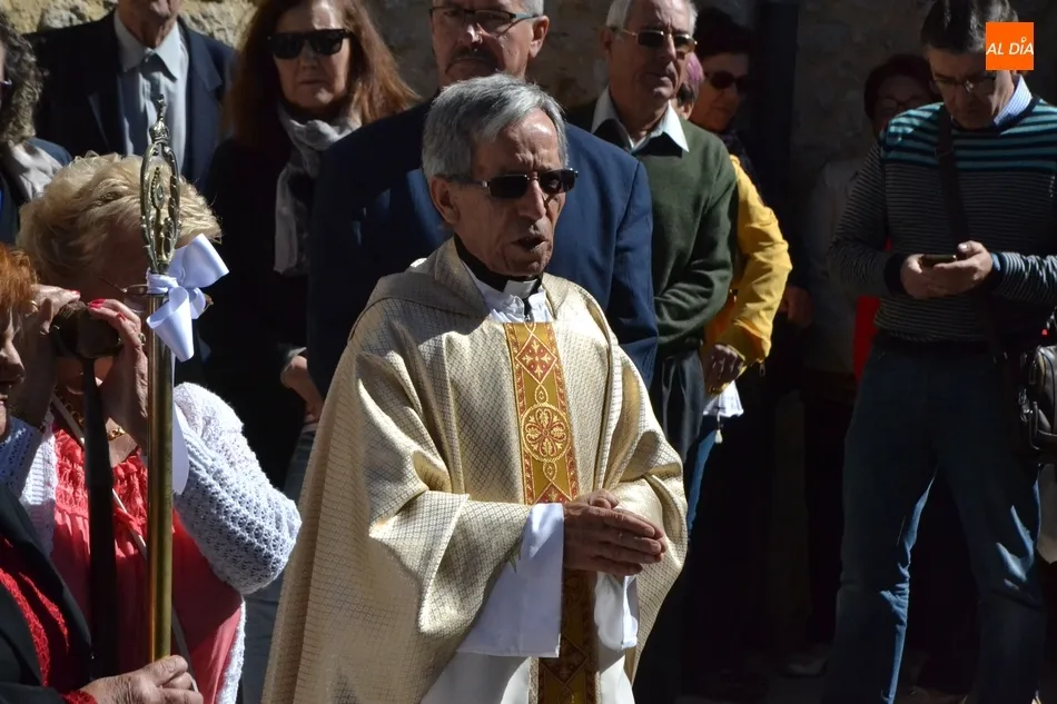 Foto 8 - Domingo Peinado dice adi&oacute;s a la Parroquia de Santa Marina durante la fiesta de la Virgen del...