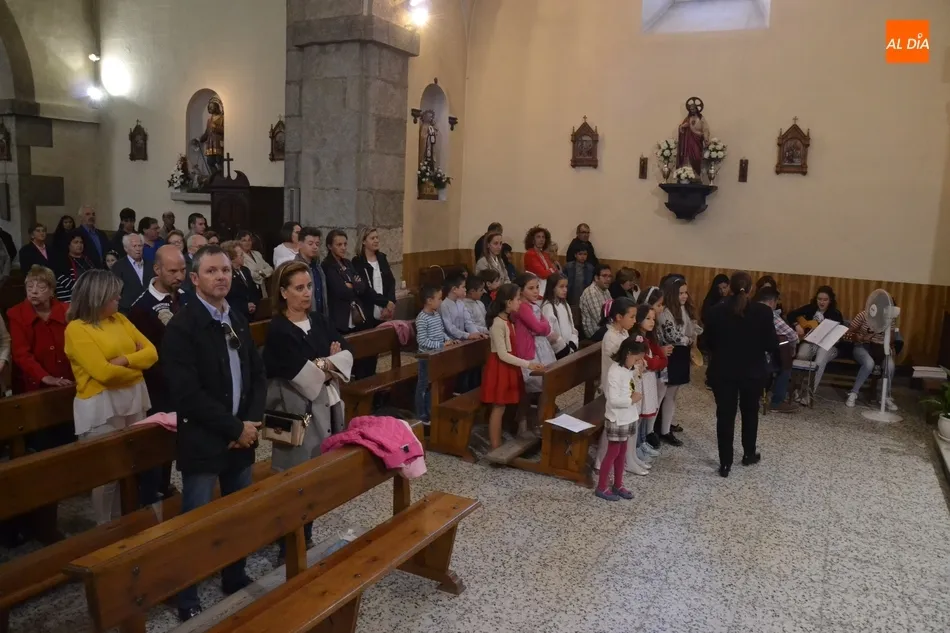 Foto 5 - La Parroquia de San Andr&eacute;s procede al env&iacute;o de sus catequistas  