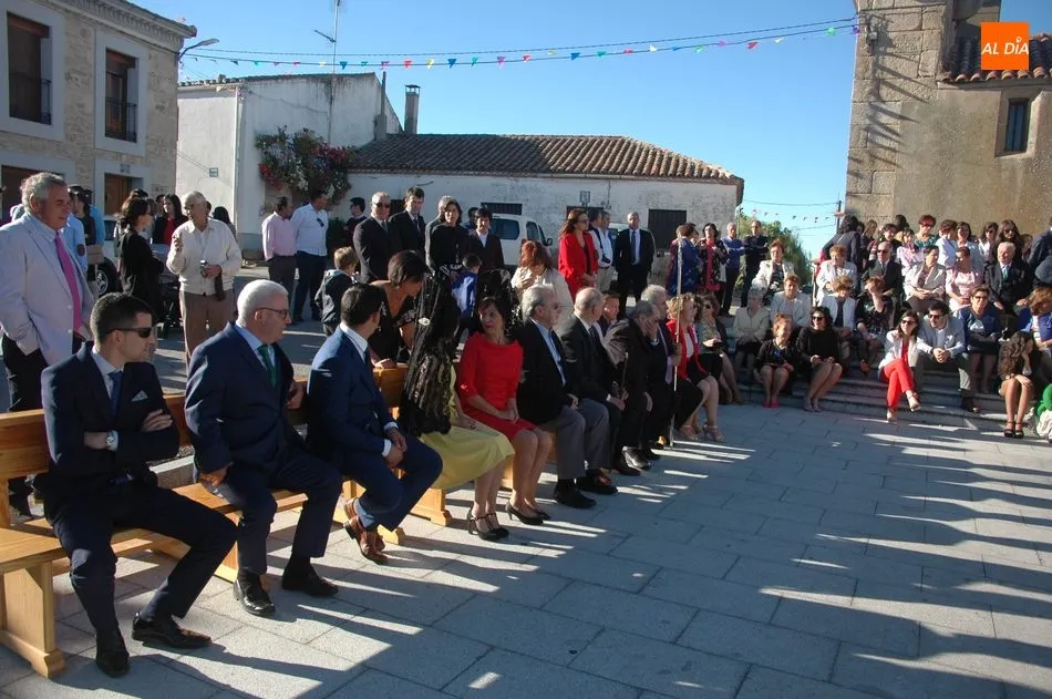 Foto 5 - Hasta 300 euros por dos roscas para la Virgen del Rosario en Valderrodrigo  