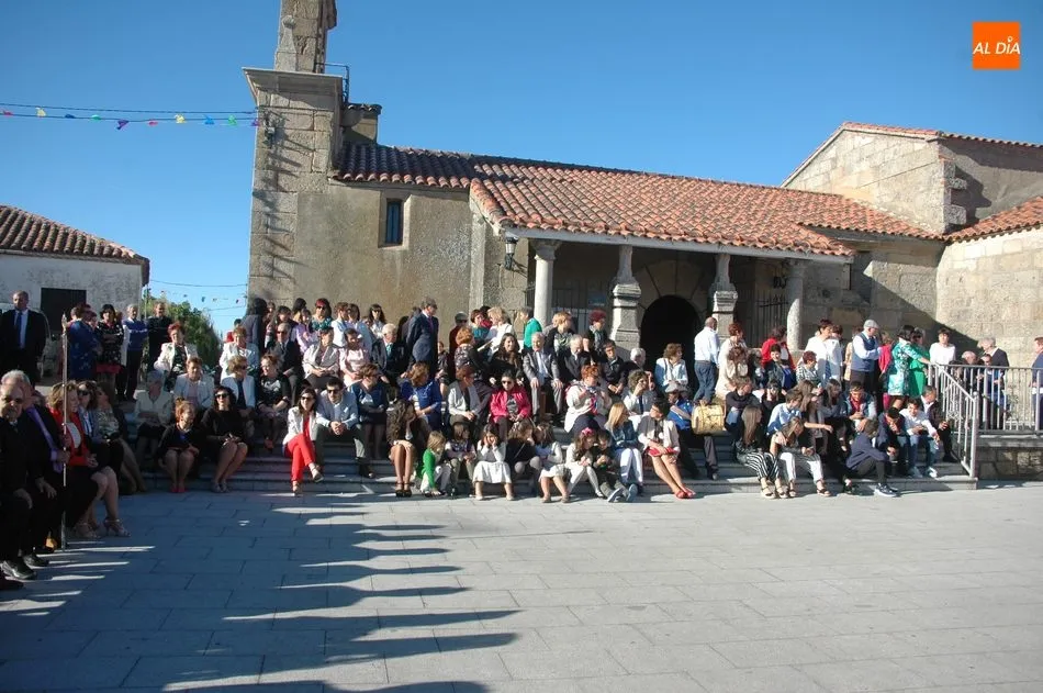 Foto 3 - Hasta 300 euros por dos roscas para la Virgen del Rosario en Valderrodrigo  