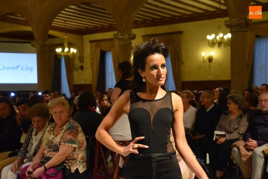 Foto 2 - Novedoso desfile de Joyer&iacute;as by Queralt Ruiz en el Casino