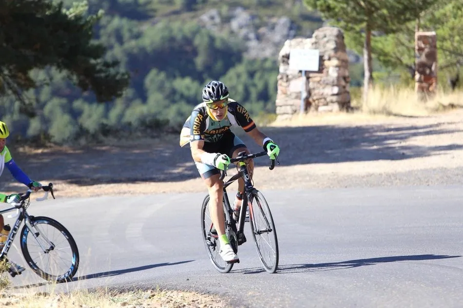 Foto 10 - David Mayo y Yolanda Esteban brillan en una Subida a la Pe&ntilde;a de Francia
