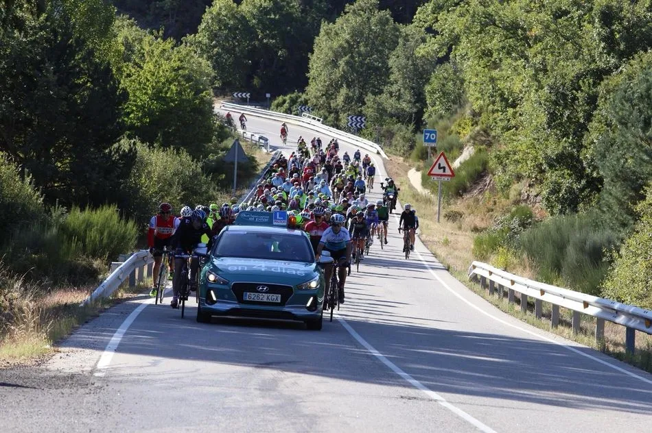 Foto 6 - David Mayo y Yolanda Esteban brillan en una Subida a la Pe&ntilde;a de Francia