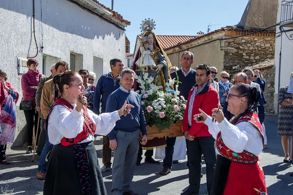Foto 9 - Homenaje a Ra&uacute;l de Dios con la dedicatoria de una calle en Chagarc&iacute;a Medianero