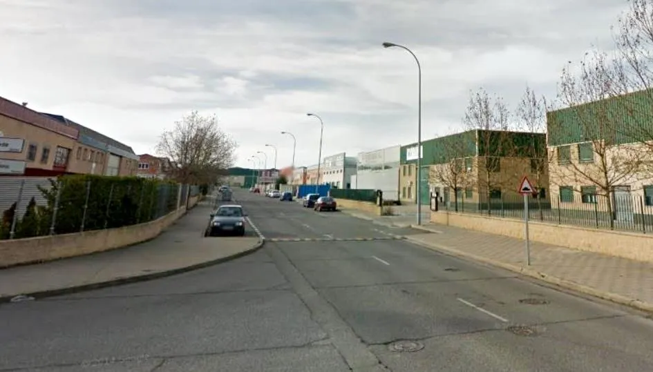 Calle Hoya Moros en el Polígono El Montalvo II