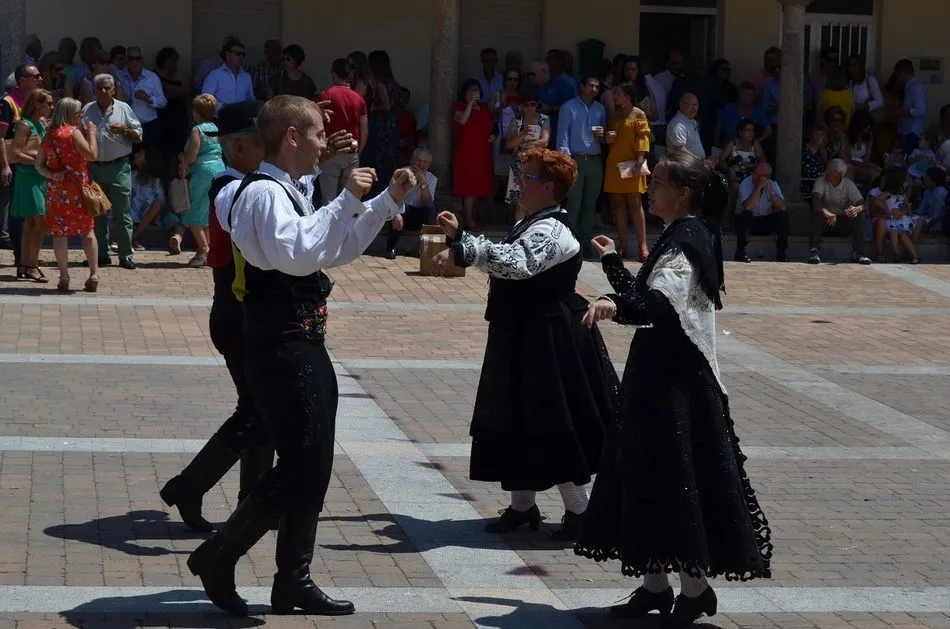 Foto 2 - La celebraci&oacute;n de Las Madrinas en Guadramiro contar&aacute; con el primer Certamen de Tamborileros  