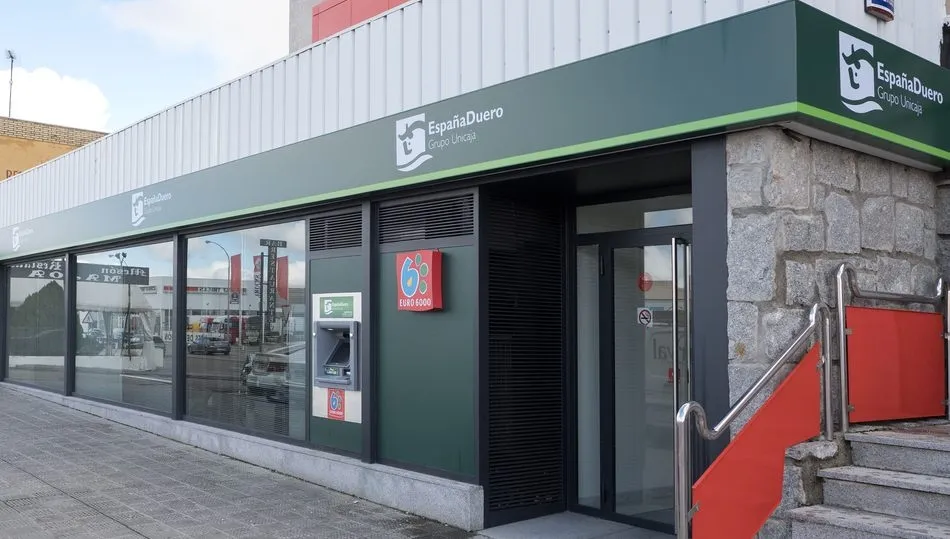 La recuperación de la economía autonómica, sustentada en los últimos tiempos en el dinamismo de la demanda interna en general y el consumo de los hogares en particular, no se está traduciendo en más compras a plazos