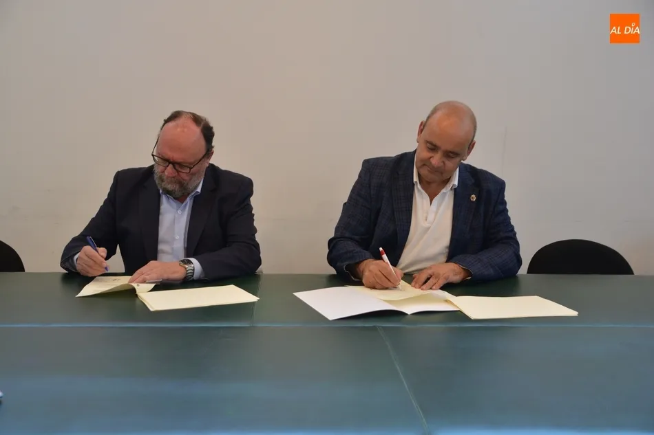 Foto 7 - Villamayor firma un convenio para impulsar el valor y el estudio de su piedra  