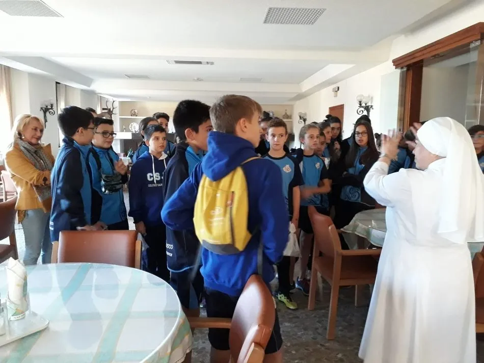 Foto 2 - Los alumnos del colegio San Juan Bosco viven una experiencia entra&ntilde;able en su visita a la...