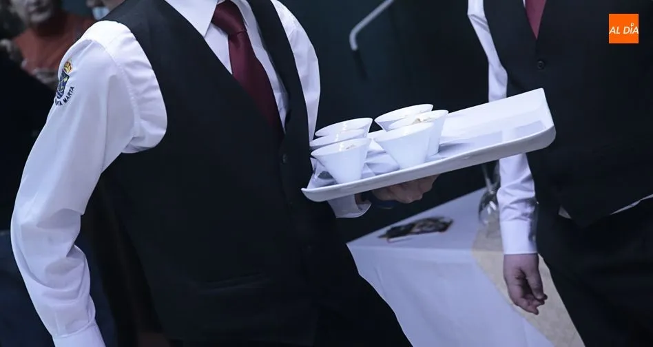 De toda las ofertas generadas en España, el 56,4% del total pertenece a actividades que se agrupan entorno al sector servicios