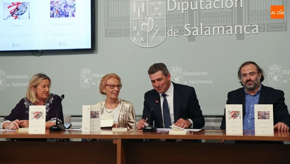 Inmaculada Guadalupe, Pilar Fernández Labrador, Julián Barrera y Alfredo Pérez Alencart. Foto: Alberto Martín