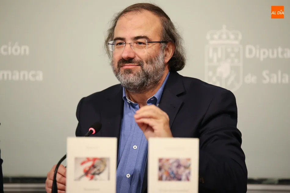 Foto 3 - La Diputaci&oacute;n publica los libros ganadores del V Premio de Poes&iacute;a &lsquo;Pilar Fern&aacute;ndez Labrador&rsquo; ...
