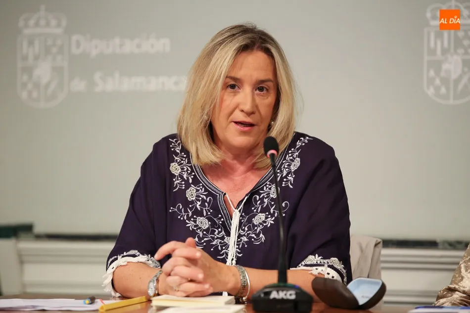 Foto 2 - La Diputaci&oacute;n publica los libros ganadores del V Premio de Poes&iacute;a &lsquo;Pilar Fern&aacute;ndez Labrador&rsquo; ...