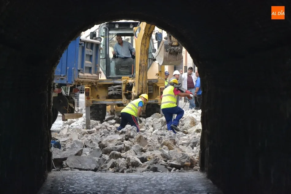 Foto 6 - En marcha las obras de la R&uacute;a del Sol y sus correspondientes cortes de tr&aacute;fico  