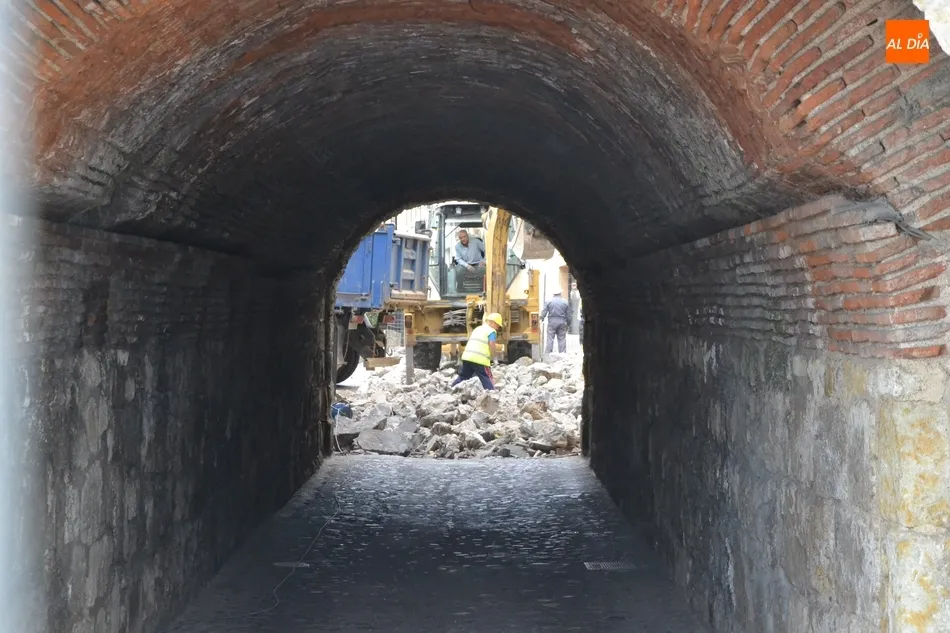Foto 4 - En marcha las obras de la R&uacute;a del Sol y sus correspondientes cortes de tr&aacute;fico  