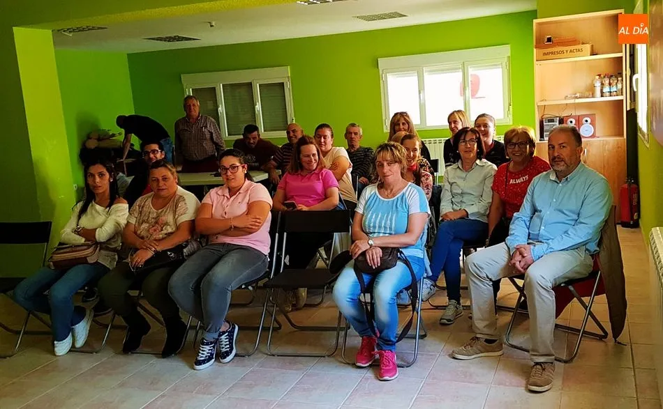 Foto 5 - La Mancomunidad de la Sierra de Francia se equipa con desfibriladores
