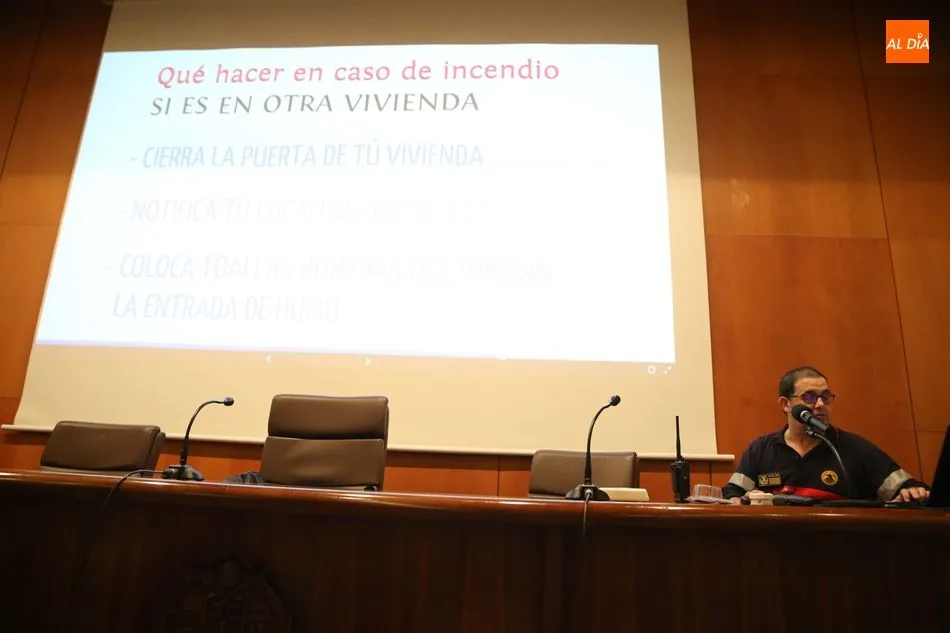 Foto 6 - Salamanca se conciencia sobre la importancia de los detectores de incendios&nbsp;  