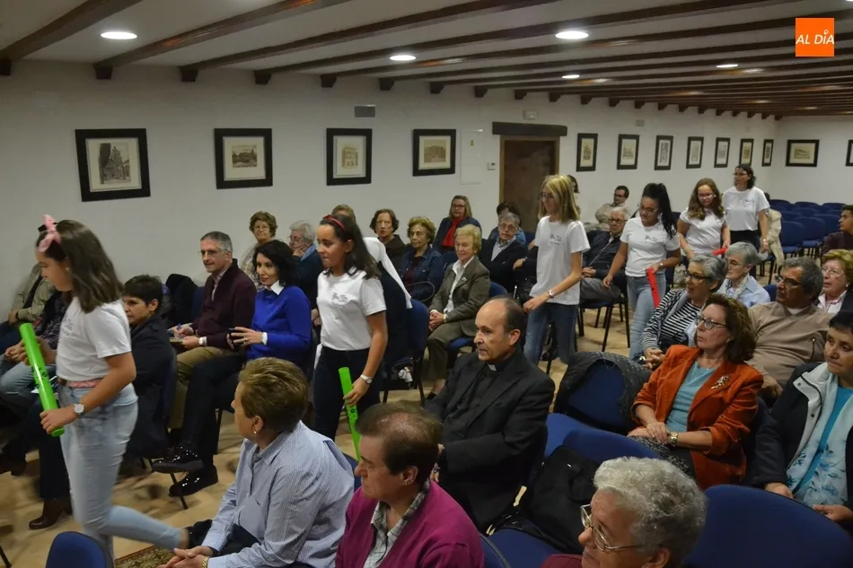 Foto 5 - Tres misioneros relatan su experiencia en Colombia, Ecuador y Zimbabue  