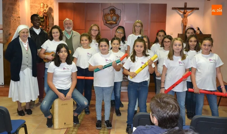 Tres misioneros relatan su experiencia en Colombia, Ecuador y Zimbabue  