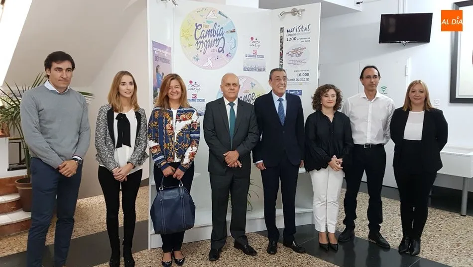 Visita del delegado de la Junta al colegio de los Maristas